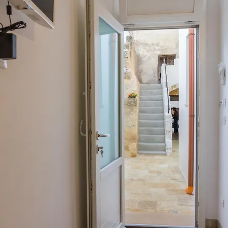 Il Cortile Dei Nonni Bed & Breakfast 3*