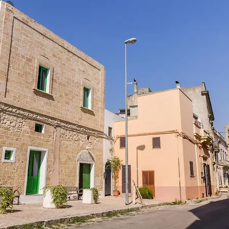 Il Cortile Dei Nonni 3*