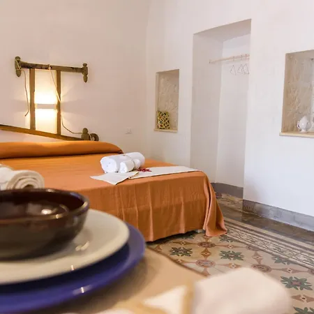 Il Cortile Dei Nonni 3* 莫尔恰诺迪莱乌卡