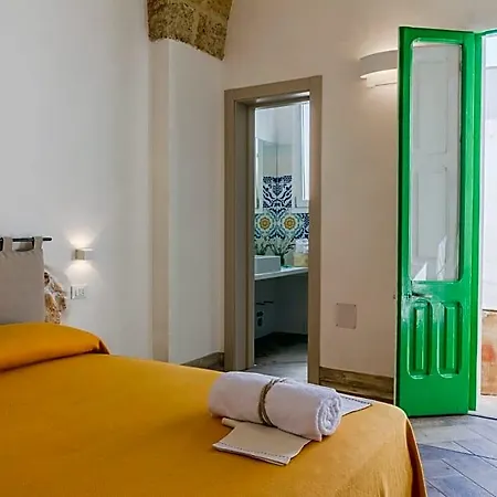 Bed & Breakfast Il Cortile Dei Nonni 3*