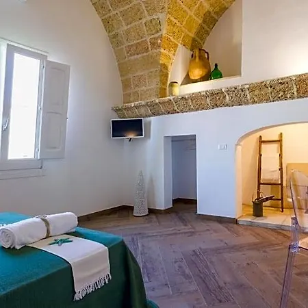 Il Cortile Dei Nonni
