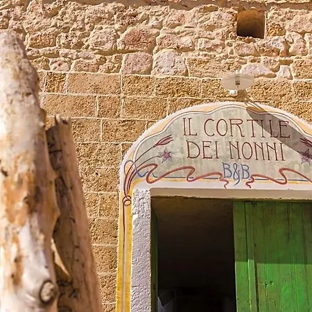 Il Cortile Dei Nonni Bed & Breakfast Morciano di Leuca