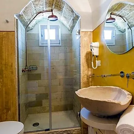 Il Cortile Dei Nonni Nocleg ze śniadaniem 3*