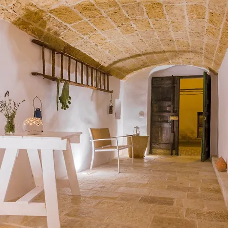Bed & Breakfast Il Cortile Dei Nonni 3*