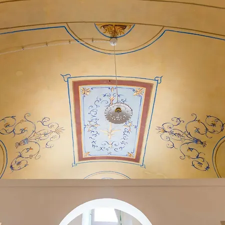 Bed & Breakfast Il Cortile Dei Nonni 3*