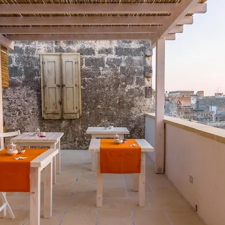 Il Cortile Dei Nonni Nocleg ze śniadaniem Morciano di Leuca